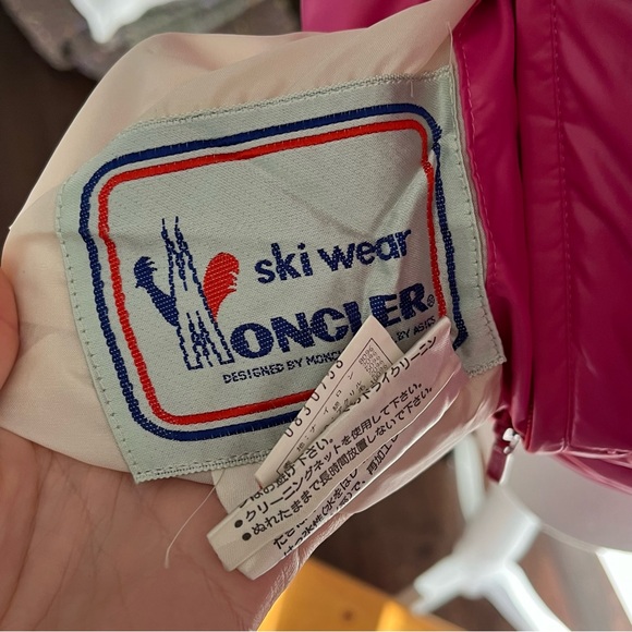 Vintage ASICS x Moncler reversible puffer jacket - Picture 8 of 8